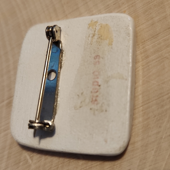 Vintage Studio 53 Black & White Bird Design Pin Brooch - Picture 4 of 4